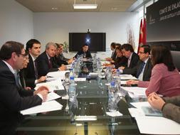 Un momento de la reunión en Valladilid del Comité de Enlace y Coordinación del protocolo de colaboración entre ambas autonomías./G.R.