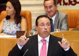 El PSOE pide la comparecencia de Sanz para explicar situación del vino Rioja