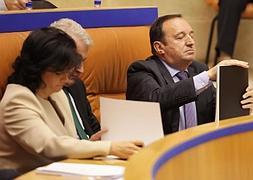 Sanz anuncia que la gratuidad de la AP-68 continuará como hasta ahora en 2013