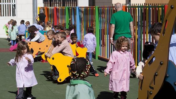 Alumnos de Infantil del colegio de Entrena./