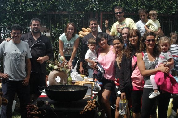 'La Vieja Escuela' ganó el tercer premio y la mejor presentación. 