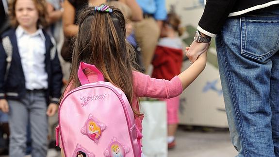 El inicio del primer curso de la Lomce difiere más de una semana entre las comunidades