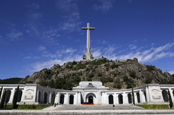 Imagen del Valle de los Caídos, lugar donde yacen Franco y Primo de Rivera. 