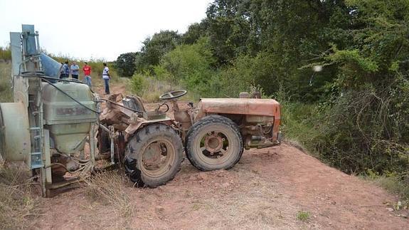 Muere un vecino de Nájera al volcar su tractor en Camprovín