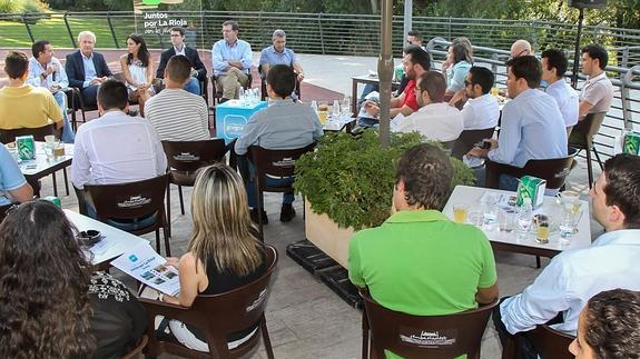 El PP riojano trabajará para "dar oportunidades a los jóvenes"