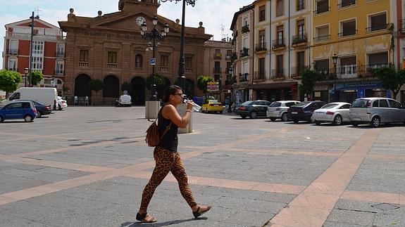 Parte de la plaza del Raso será peatonal