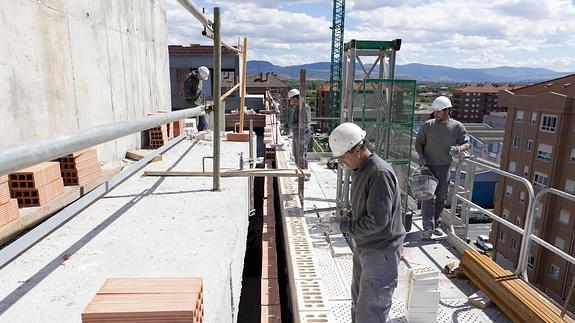 La construcción ha remontado y sumanuevos emprendedores. 