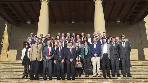 Los participantes en Futuro en Español visitaron el Museo del Vino Vivanco en Briones.