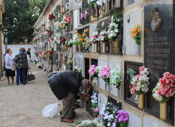 Calahorra. Los calagurritanos honraron a sus muertos.