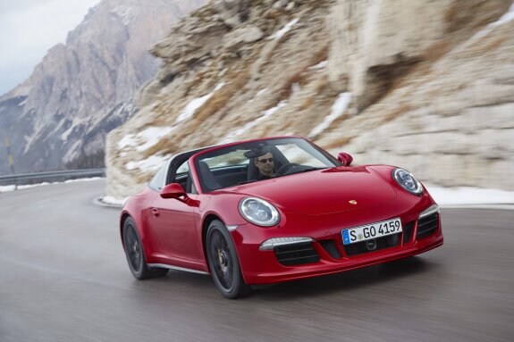 Poderoso y deportivo. El nuevo 911 Targa 4 GTS. 