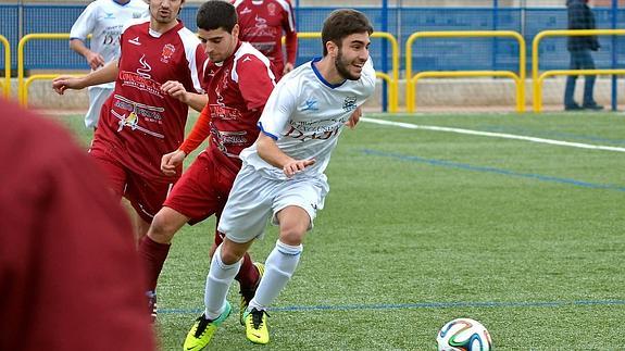 El trío de cabeza no cede