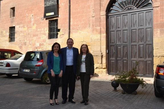 Marta Martínez, Pedro Sanz y Francisca Mendiola. :: p.j.p.