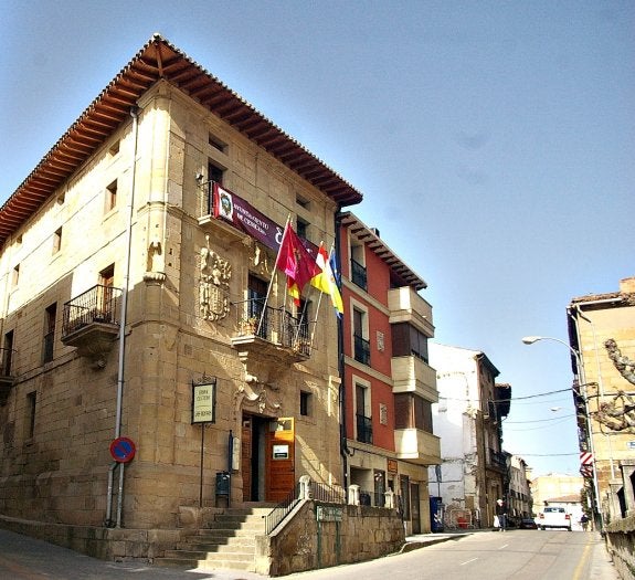 El Ayuntamiento de Cenicero se traslada a 'Las Monjas' por obras