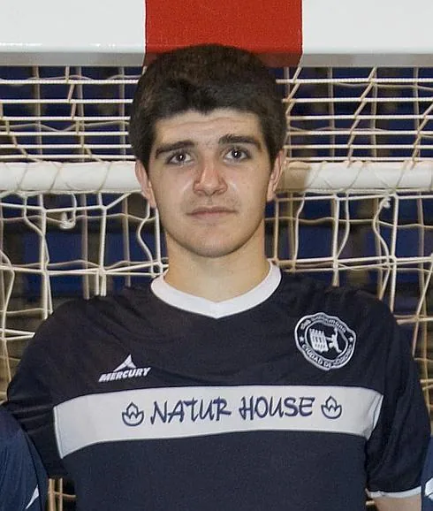 El Naturhouse ficha al joven lateral derecho Imanol Garciandia