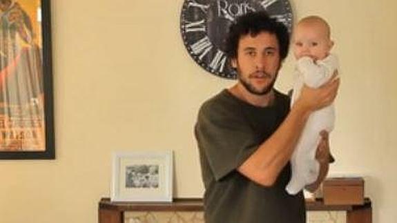 Cómo llevar un niño a cuestas