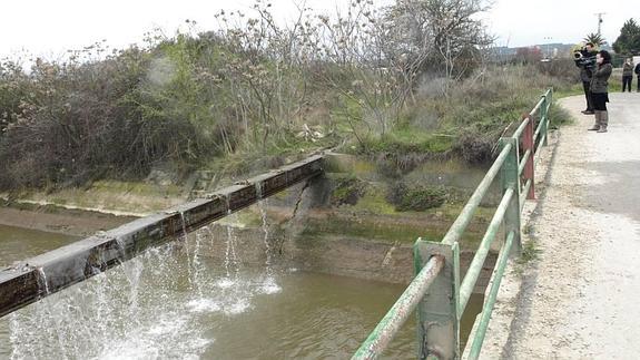 Imagen de archivo del Canal de Lodosa, tras un accidente en el 2011.