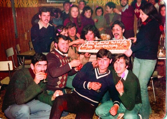 Celebración de jóvenes de Igea en los 70