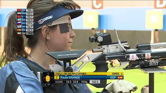 Gesto de decepción de Paula Grande en la final olímpica. 