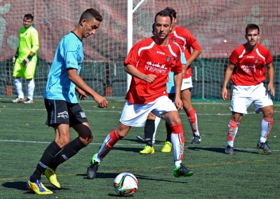 Jamal fue el autor del segundo gol visitante. :: sergio martínez