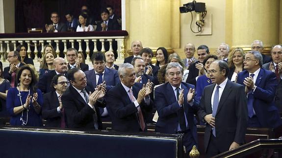 Pedro Sanz, elegido vicepresidente primero del Senado