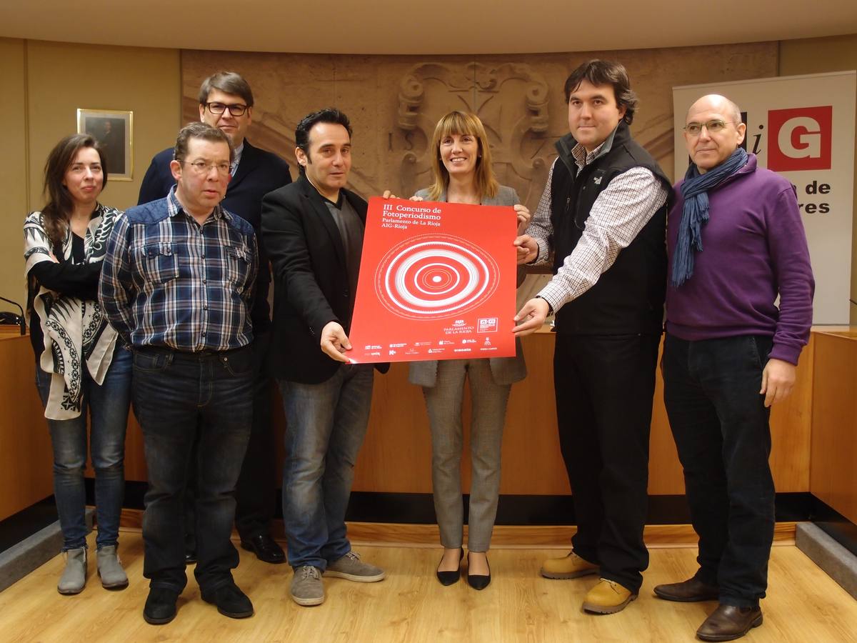 Presentación del III Concurso de Fotoperiodismo. 