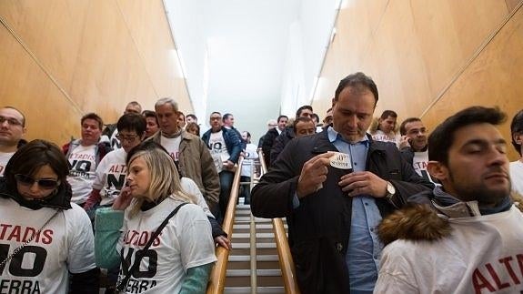 Los sindicatos piden agotar foros «con quien decide el cierre de Altadis en La Rioja»