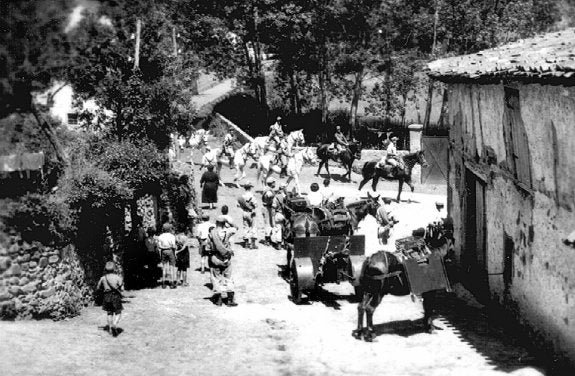 Cadetes de Zaragoza, de maniobras