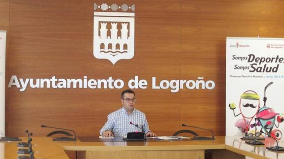 Javier Merino explica los detalles del programa deportivo 'Concilia'. 