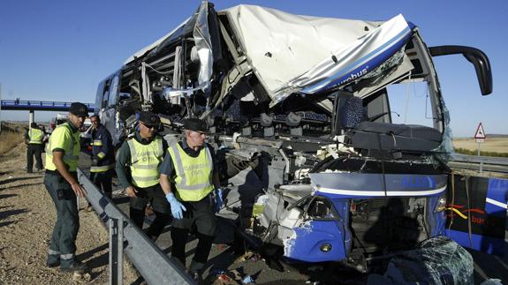 Dada de alta una de las dos heridas del accidente de autobús ingresadas en el San Pedro