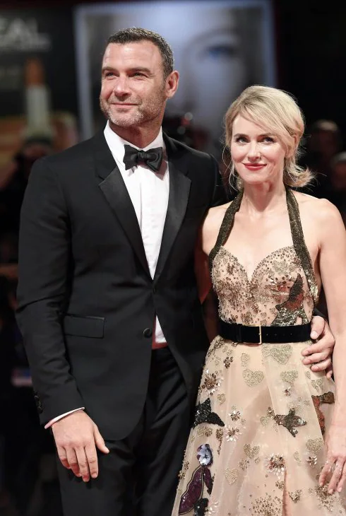 Naomi Watts y Liev Schreiber.