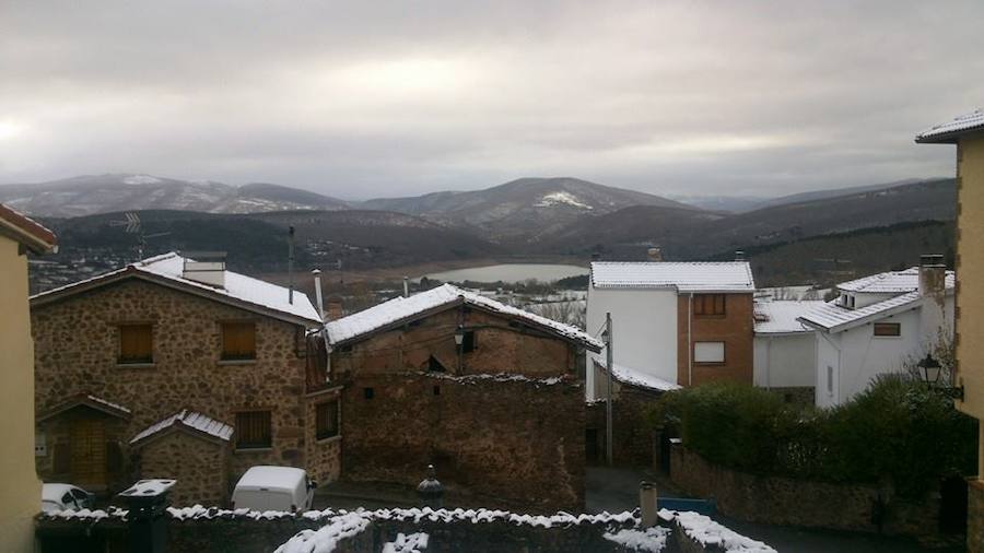 Tejados nevados en El Rasillo. 