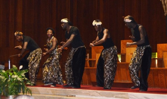 Aba Taano triunfó con su góspel africano