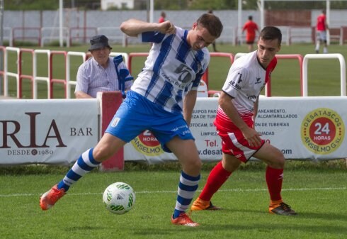 En la primera vuelta, el Varea se impuso a la Oyonesa (3-0).