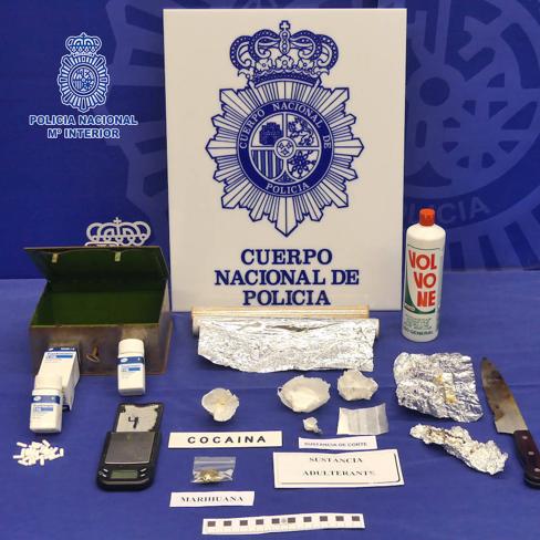 Material intervenido por agentes de la Policía Nacional. 