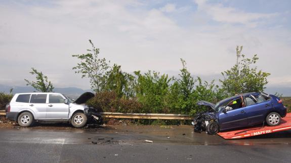 Dos heridos leves en un accidente en la antigua N-232 en Casalarreina