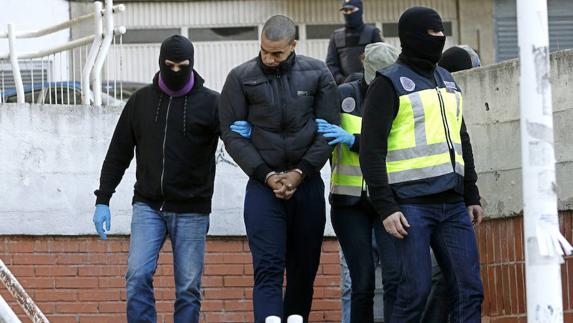 Imagen de archivo de la detención de uno de los miembros del colectivo ultra.