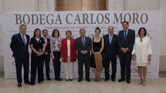 Carlos Moro presenta en El Prado su primer Rioja