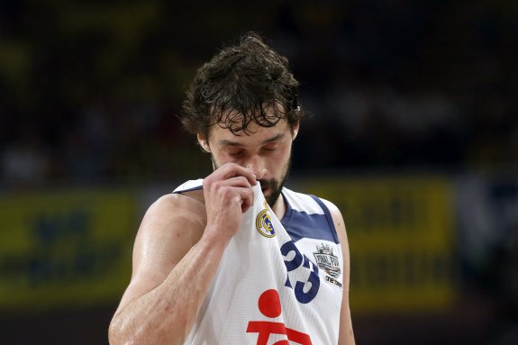 Sergio Llull fue el único jugador del Real Madrid que estuvo a la altura. :: efe
