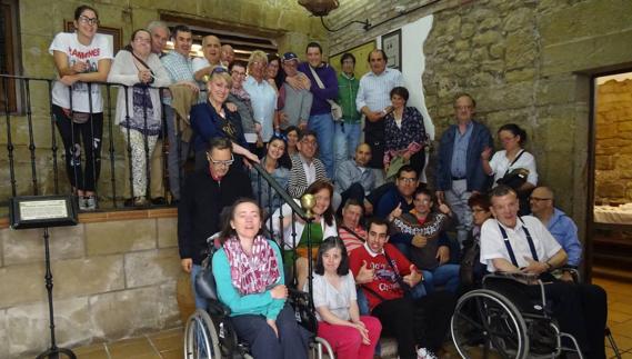 Una comida por la integración en 'La Becada'