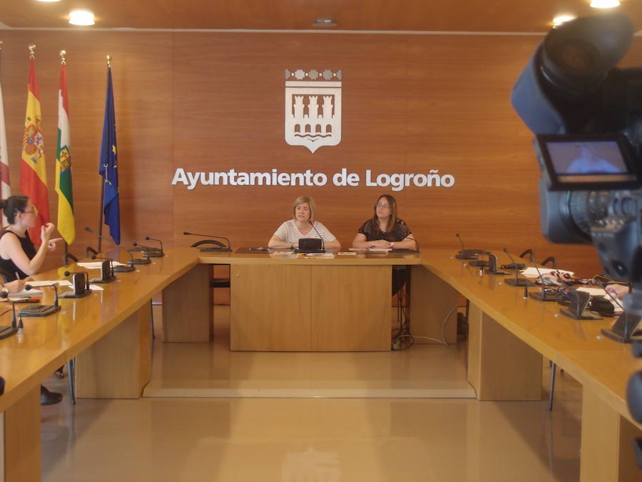 Paloma Corres y Natalia Mejías ofrecen los detalles de la conmemoración del Día Nacional de las Lenguas de Signos Españolas. 