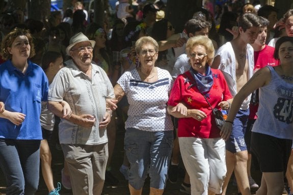 Las vueltas son el epicentro, pero no la única atracción