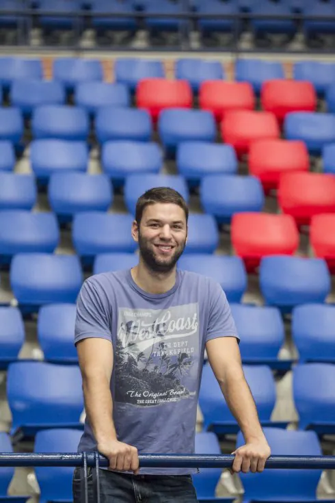 Pablo Paredes, ayer, en el Palacio de Deportes. :: Justo Rodríguez
