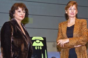 Soledad Murillo, y Encarna Orozco, durante la presentación de la nueva campaña. / EFE