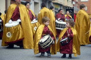 Los más pequeños también participaron en la exaltación. ::
A.I.