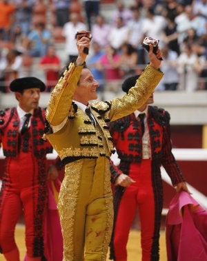 'El Juli' y Diego Urdiales protagonizarán la corrida del 16 de marzo en el Arnedo Arena. ::
L.R.