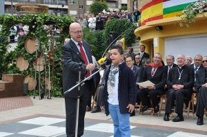 Ohian González recita de memoria su piropo ganador. ::
C.V.
