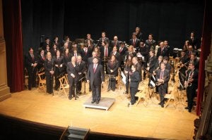 El Ayuntamiento contrata a la banda