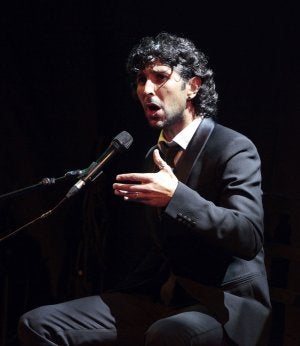 El cantaor onubense Francisco José Arcángel. ::
L.R.