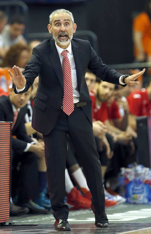 Contundente triunfo de Valencia Basket ante La Bruixa d&#039;Or