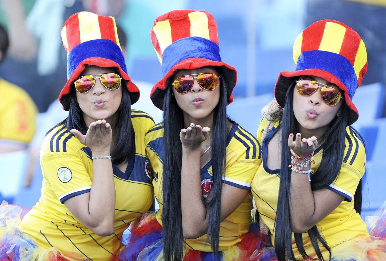 Colombianas y argentinas, las seguidoras más bellas en las gradas de Brasil